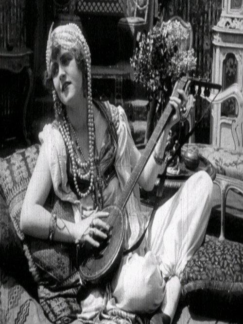 Enis Aldjelis, die Blume des Ostens