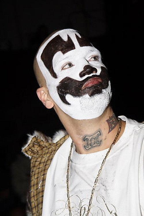 Shaggy 2 Dope