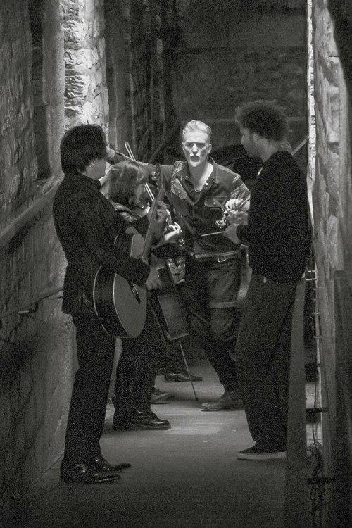 Queens of the Stone Age: Alive in Paris and Before