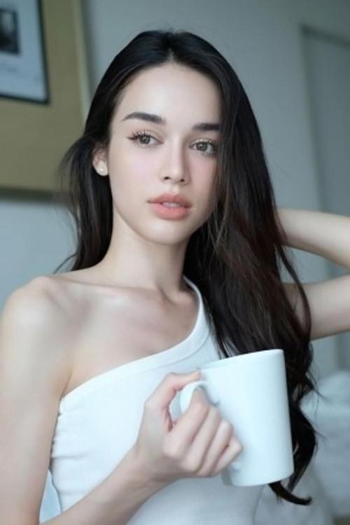 Sky Maria Hoerschler